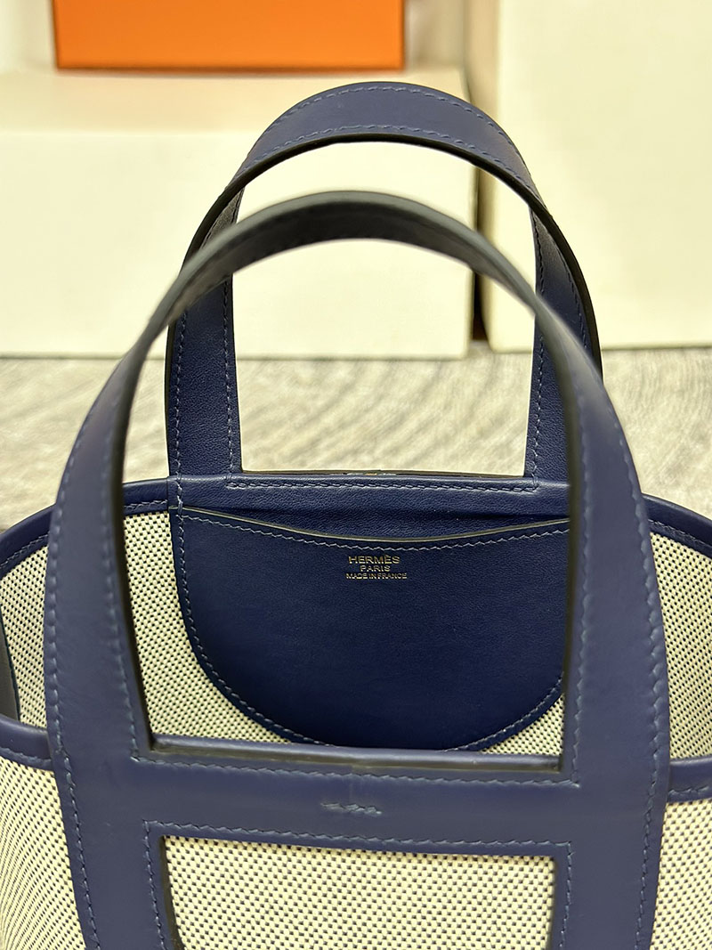 エルメス ハンドバッグ イン・ザ・ループ ブルーサフィール トワルアッシュ/スイフト ゴールド金具 2630334 エルメス インザ ループ サイズ - 画像 (6)