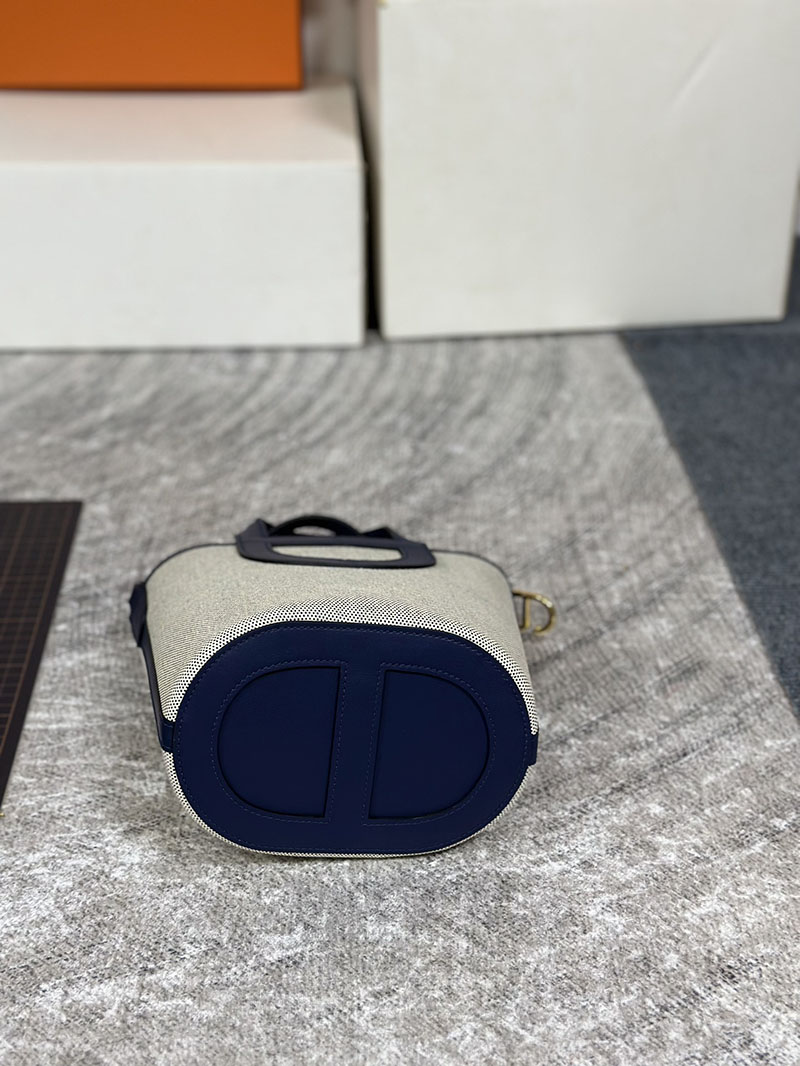 エルメス ハンドバッグ イン・ザ・ループ ブルーサフィール トワルアッシュ/スイフト ゴールド金具 2630334 エルメス インザ ループ サイズ - 画像 (2)