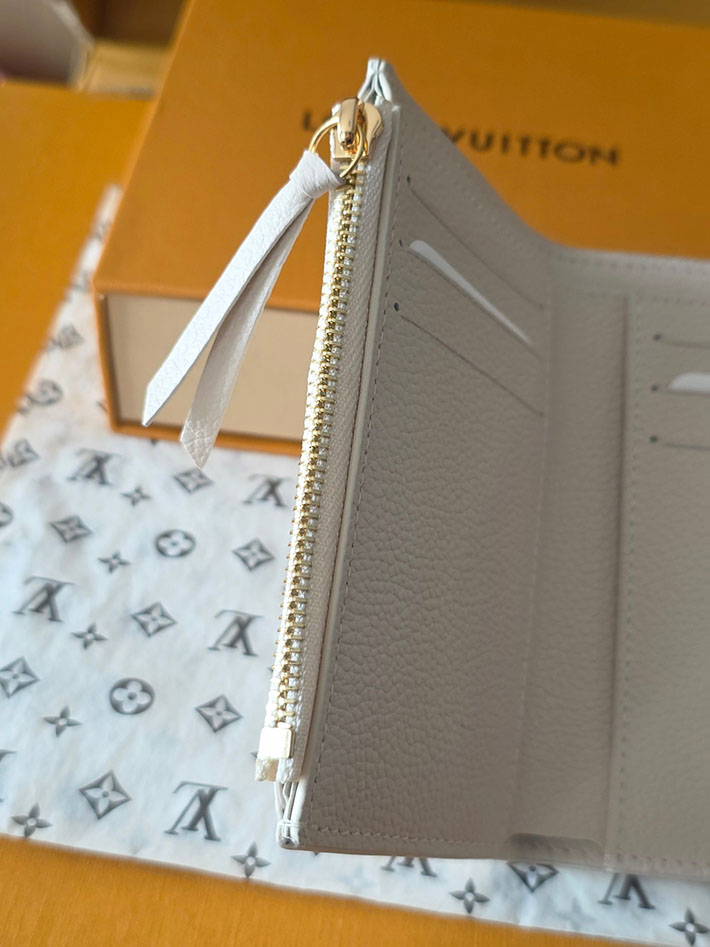 ルイヴィトン販売店舗 財布 レディース LV ポルトフォイユ・ヴィクトリーヌ モノグラム・ミルキーホワイト、ブルー 2629343 ヴィトン ミニ財布 人気 - 画像 (4)