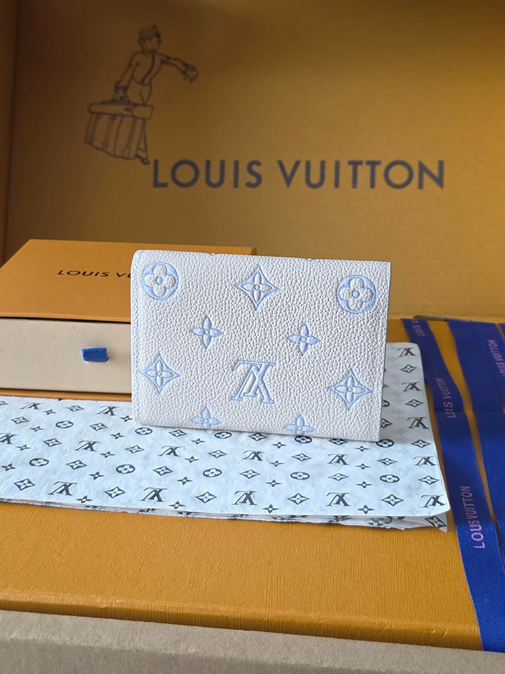 ルイヴィトン販売店舗 財布 レディース LV ポルトフォイユ・ヴィクトリーヌ モノグラム・ミルキーホワイト、ブルー 2629343 ヴィトン ミニ財布 人気 - 画像 (13)