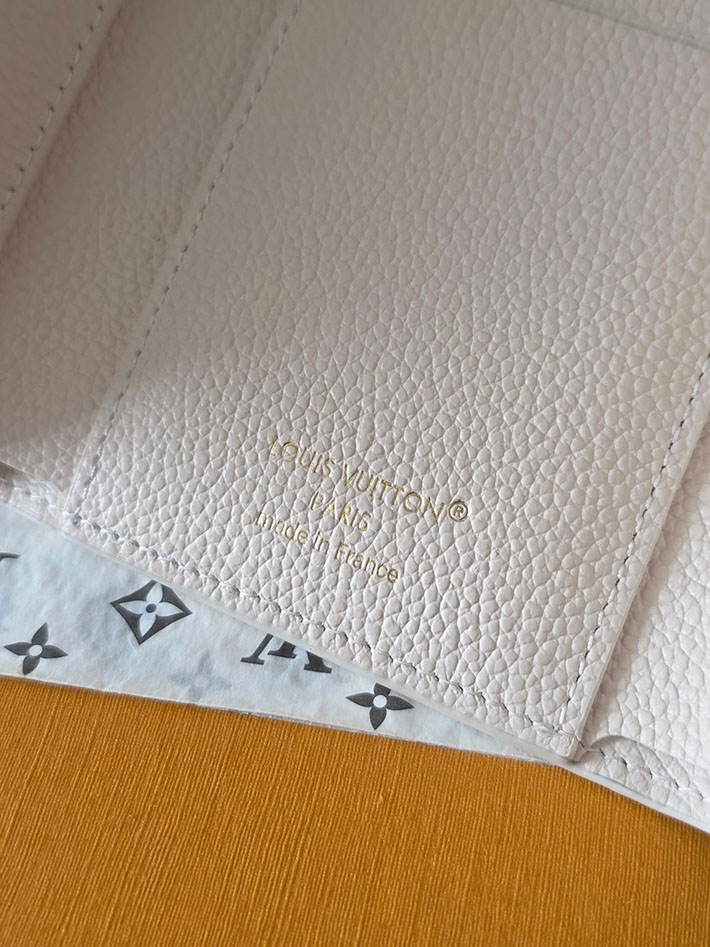 ルイヴィトン販売店舗 財布 レディース LV ポルトフォイユ・ヴィクトリーヌ モノグラム・ミルキーホワイト、ブルー 2629343 ヴィトン ミニ財布 人気 - 画像 (7)