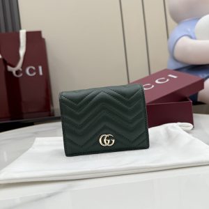 グッチ 財布 新作
