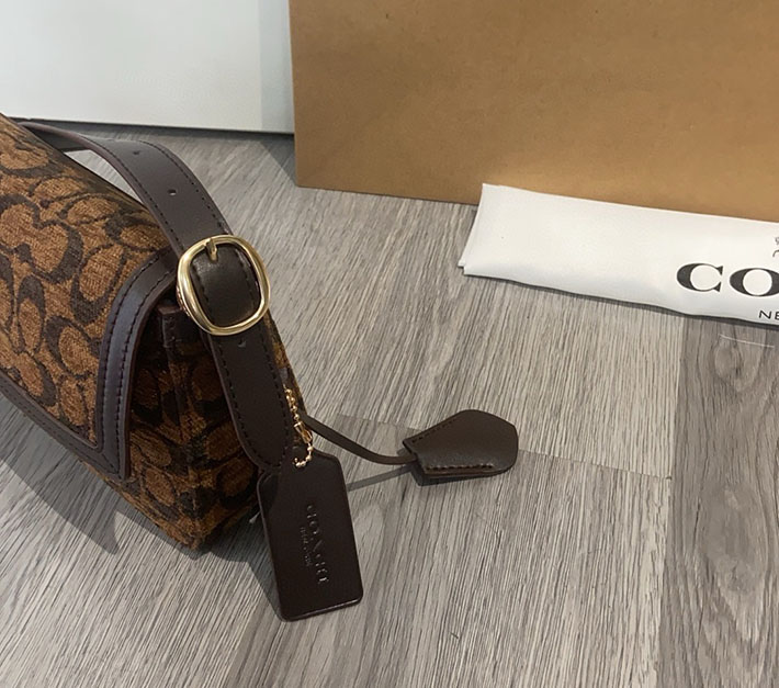最高級コーチスーパーコピー COACH エッタ スモール フラップ ショルダー バッグ・シグネチャー シェニール トリュフ CCV65 IMA7U コーチ バッグ アウトレット - 画像 (5)