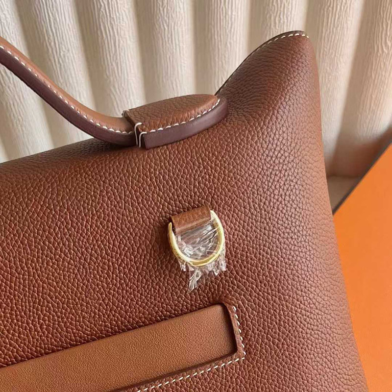 ヴァン キャトル 29 定価 HERMES ヴァンキャトル29 フォーブ バレニア/スイフト ゴールド金具 26210442 エルメス 新作バッグ - 画像 (7)