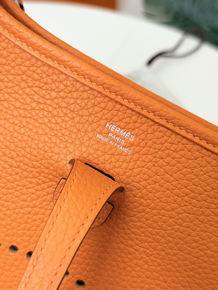 エルメス エブリン 値段 HERMES エヴリン3 23 オレンジ トリヨンクレマンス シルバー金具 26210474 エルメス 新作バッグ - 画像 (6)