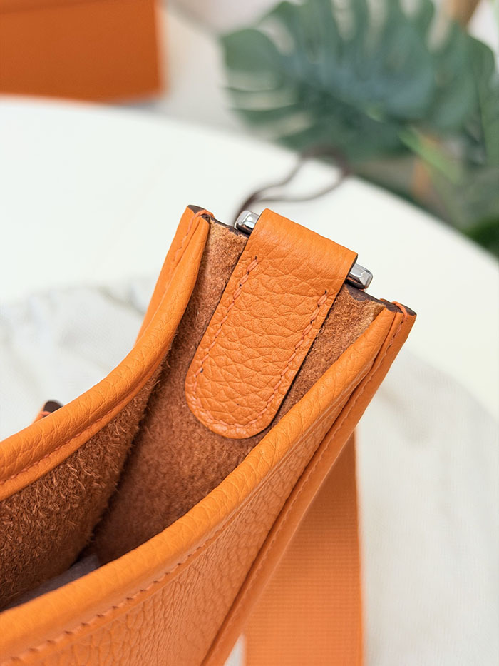 エルメス エブリン 値段 HERMES エヴリン3 23 オレンジ トリヨンクレマンス シルバー金具 26210474 エルメス 新作バッグ - 画像 (5)