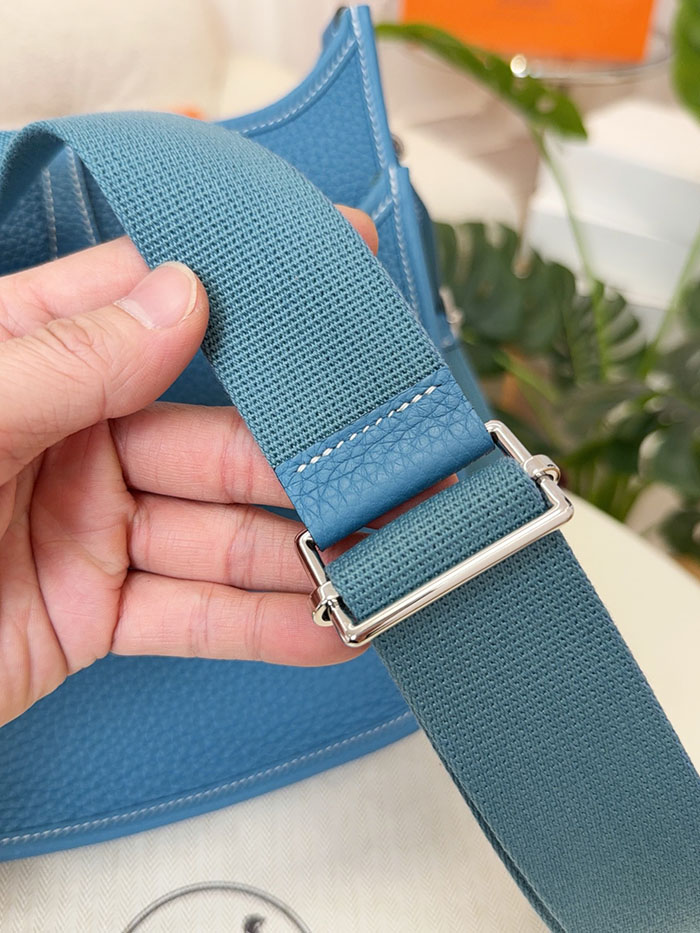 エルメス バッグ ショルダー HERMES エヴリン3 23 ブルージーン トリヨンクレマンス シルバー金具 26210475 エルメス 新作バッグ - 画像 (4)