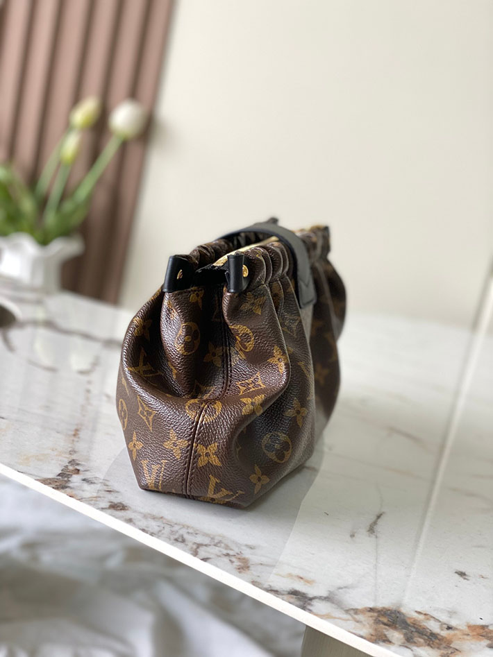 ルイヴィトン販売店舗 バッグ レディース Louis Vuitton ポシェット スリング PM ブラウン M27819 ルイヴィトン バッグ 新作 2026 - 画像 (9)