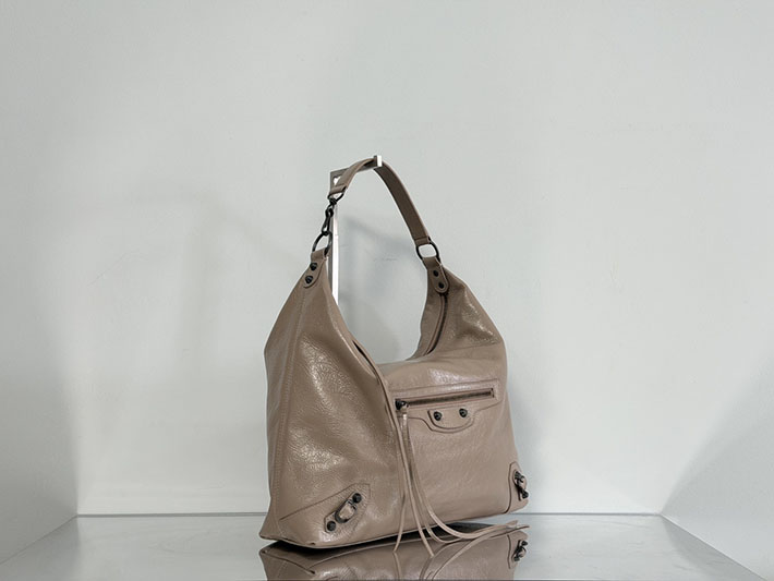 バレンシアガ バッグ 人気 レディース BALENCIAGA ルシティ ホーボーバッグ ミディアム 鞄 セサミ 8525742ABEK2914 バレンシアガ バッグ レディース - 画像 (10)