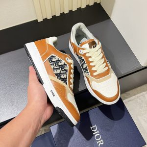 カジュアル スニーカー メンズ おしゃれ 大人