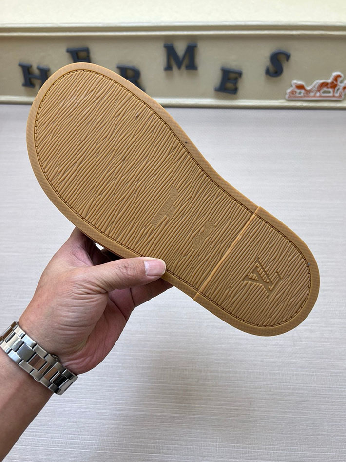 メンズ・レディース兼用 ルイヴィトン LV マイアミ ミュール サンダル ウォーターフロント ライン 2629644 ヴィトン サンダル レディース - 画像 (4)