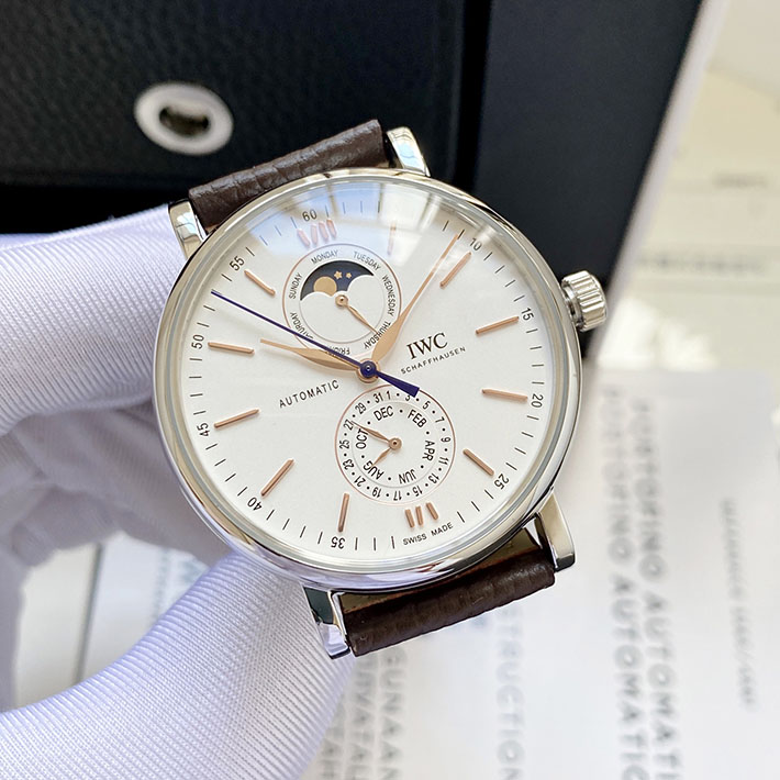最高級IWCスーパーコピー IWC時計コピー ポートフィノ コンプリート カレンダー 41mm IW359002 IWC 時計 メンズ 人気 - 画像 (10)