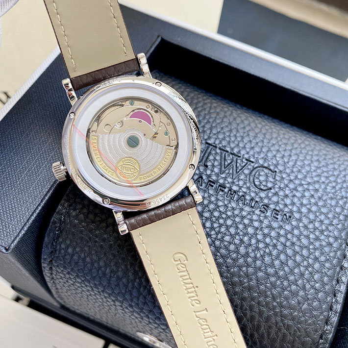 最高級IWCスーパーコピー IWC時計コピー ポートフィノ コンプリート カレンダー 41mm IW359002 IWC 時計 メンズ 人気 - 画像 (5)