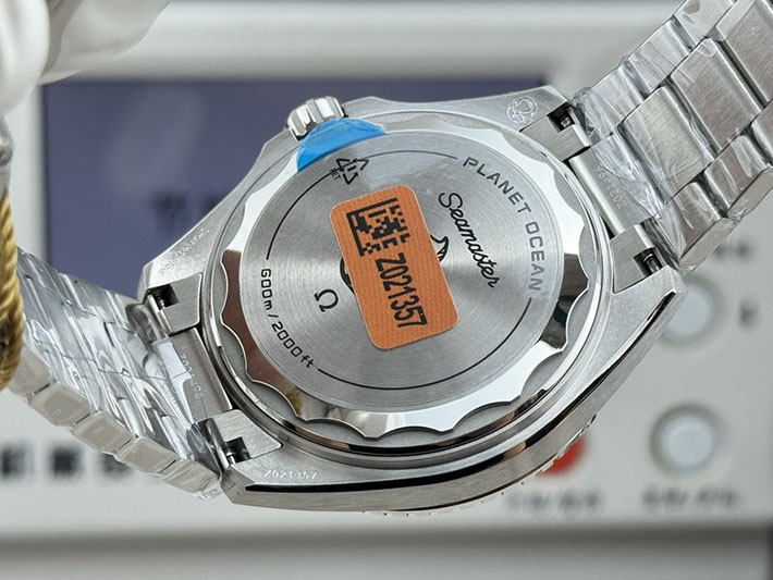 最高級オメガスーパーコピー OMEGA 42mm シーマスター プラネットオーシャン ウルトラディープ 2629721 オメガ 時計 どこの国 - 画像 (3)