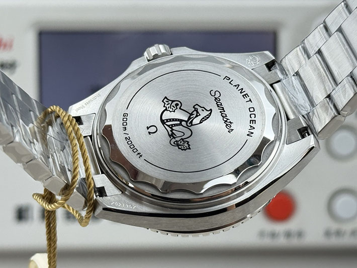 最高級オメガスーパーコピー OMEGA 42mm シーマスター プラネットオーシャン ウルトラディープ 2629722 オメガ 時計 値段 - 画像 (3)
