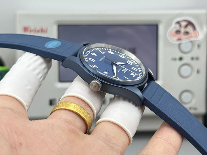 最高級IWCスーパーコピー パイロットウォッチ オートマティック 41 トップガン レイク・タホ 2629734 時計 並行輸入 有名店 - 画像 (4)