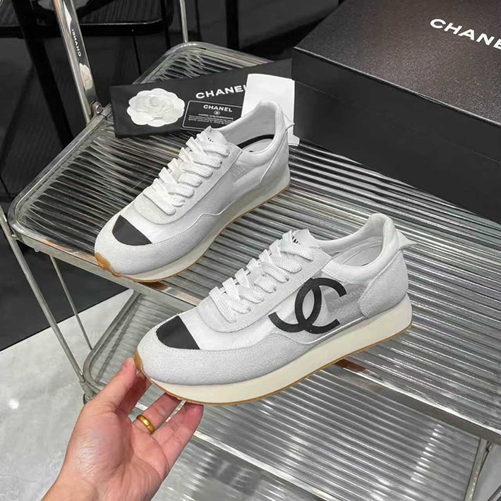 レディース 最高級シャネルスーパーコピー CHANEL 2026年春夏 新作 CC ランニング スニーカー 2629754 シャネル スニーカー レディース - 画像 (5)