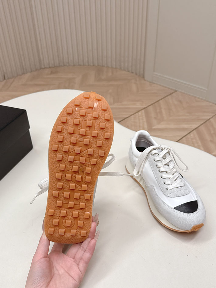 レディース 最高級シャネルスーパーコピー CHANEL 2026年春夏 新作 CC ランニング スニーカー 2629758 シャネル スニーカー 値段 - 画像 (6)