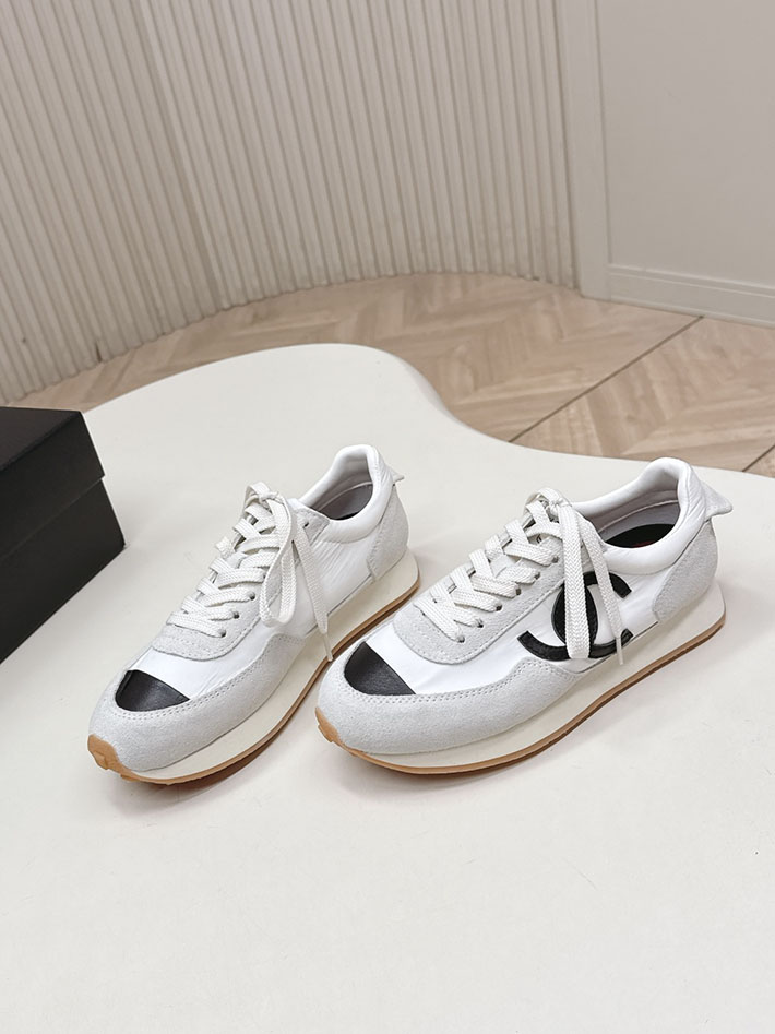 レディース 最高級シャネルスーパーコピー CHANEL 2026年春夏 新作 CC ランニング スニーカー 2629758 シャネル スニーカー 値段 - 画像 (3)