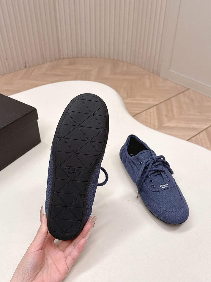 最高級プラダスーパーコピー PRADA Collapse canvas sneakers with buckled strap 2629774 バレー シューズ レディース おしゃれ - 画像 (8)