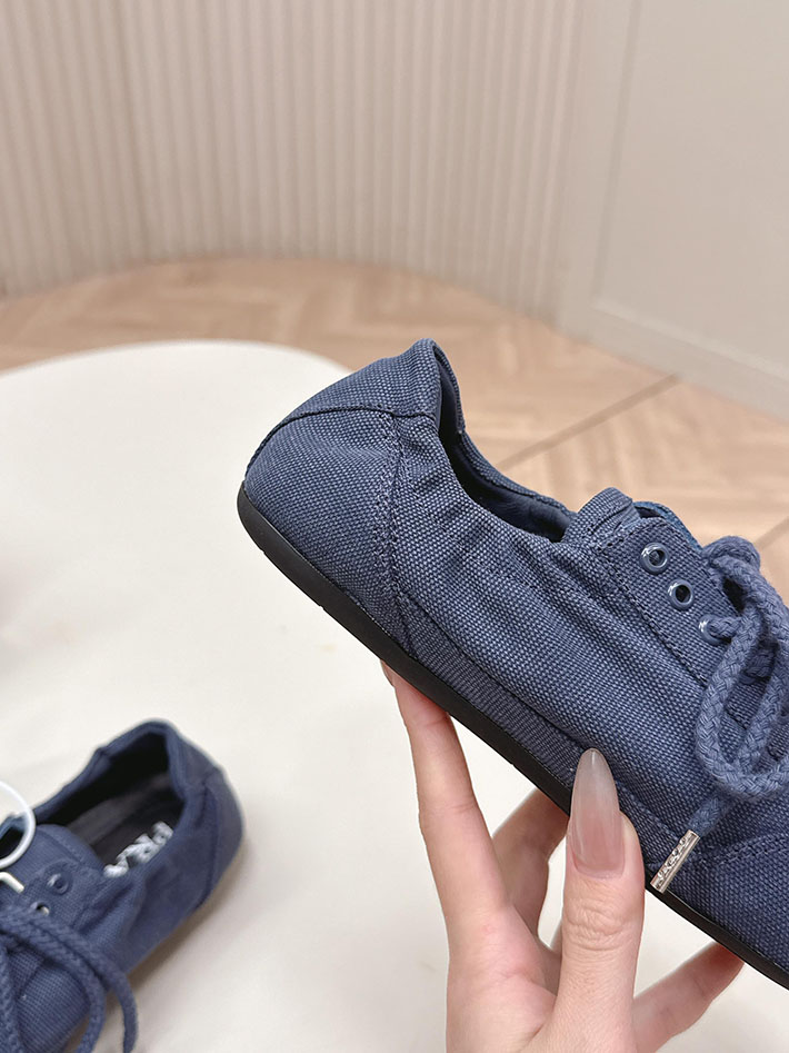 最高級プラダスーパーコピー PRADA Collapse canvas sneakers with buckled strap 2629774 バレー シューズ レディース おしゃれ - 画像 (7)