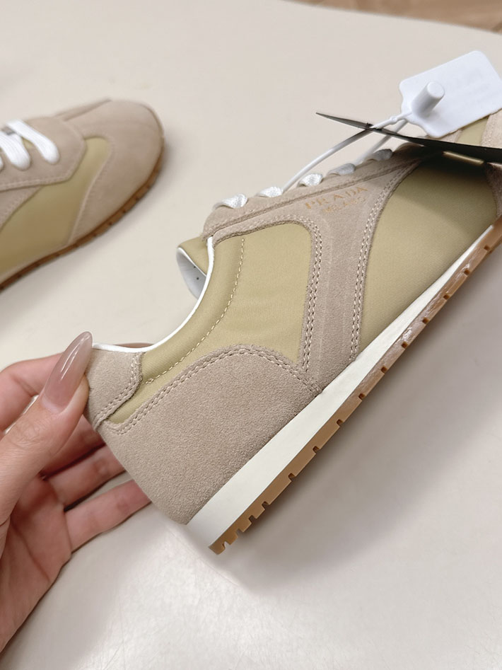 レディース 最高級プラダスーパーコピー PRADA スエード スニーカー Re-Nylon Sneakers 2629775 プラダ スニーカー レディース アウトレット - 画像 (3)