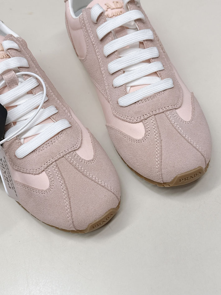 レディース 最高級プラダスーパーコピー PRADA スエード スニーカー Re-Nylon Sneakers 2629776 プラダ スニーカー レディース 人気 - 画像 (2)