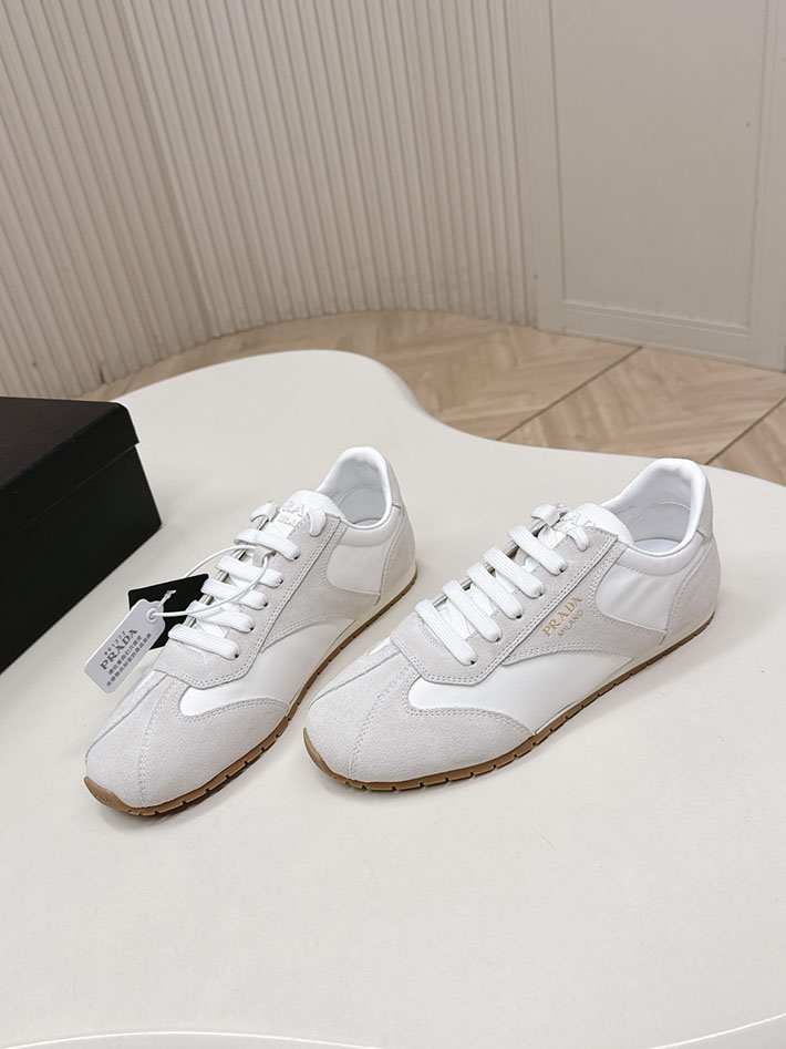 レディース 最高級プラダスーパーコピー PRADA スエード スニーカー Re-Nylon Sneakers 2629777 プラダ スニーカー レディース 公式 - 画像 (4)