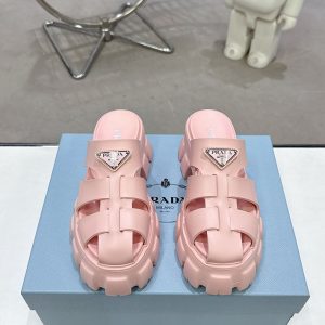 プラダ サンダル 厚底