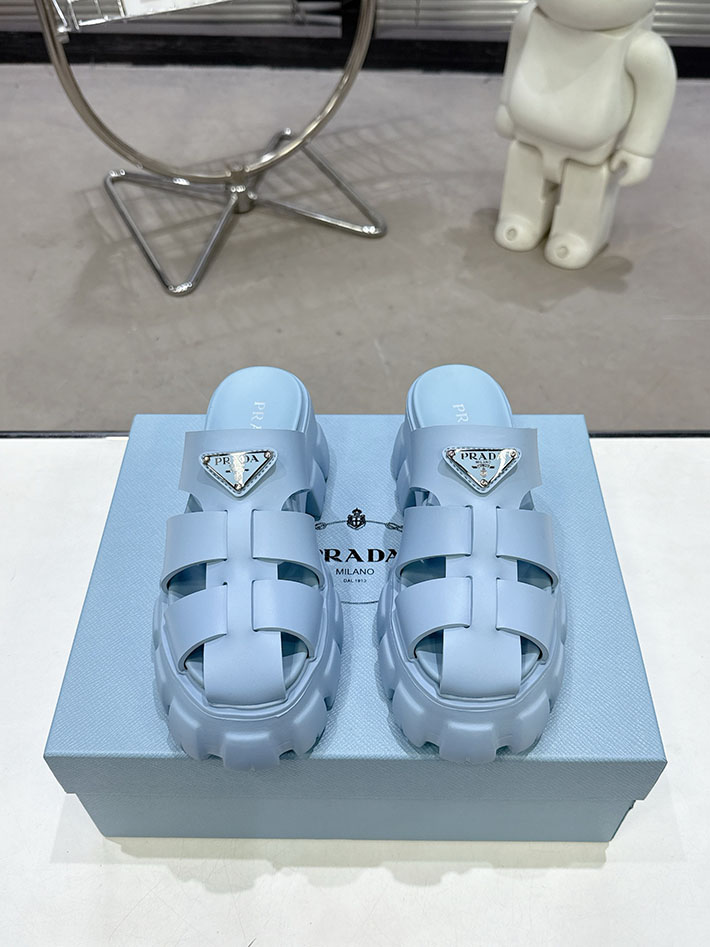 レディース 最高級プラダスーパーコピー PRADA モノリス ラバー サンダル 1X853M EVA ビーチサンダル 2629790 プラダ サンダル アウトレット - 画像 (3)