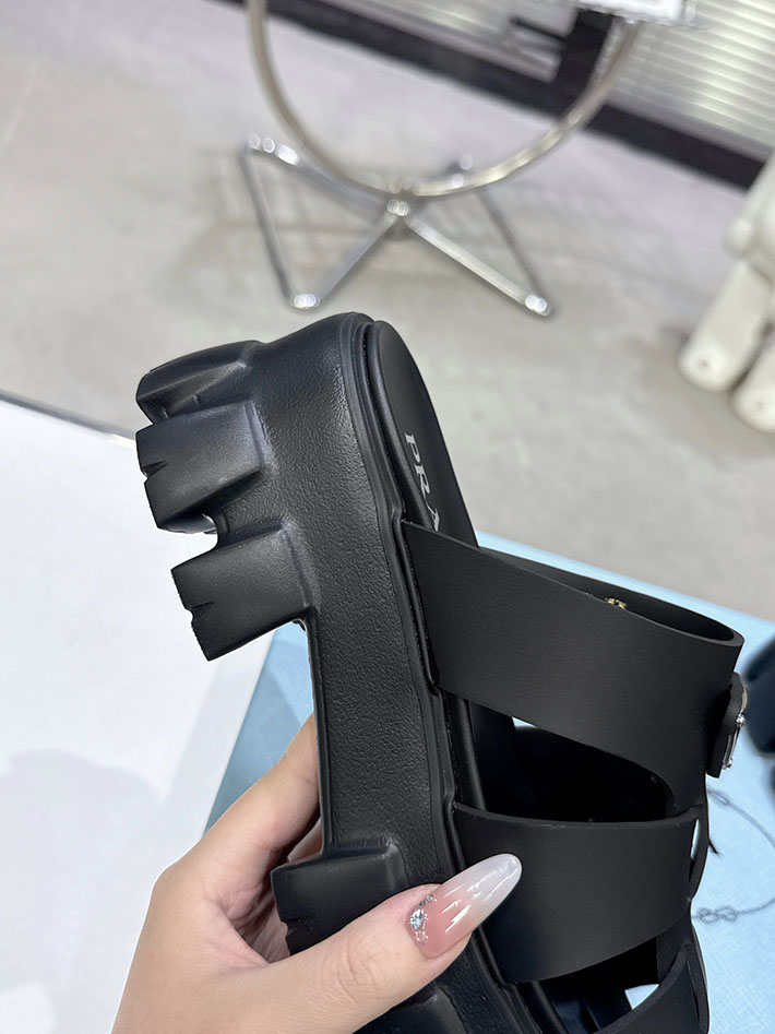 レディース 最高級プラダスーパーコピー PRADA モノリス ラバー サンダル 1X853M EVA ビーチサンダル 2629791 プラダ サンダル 新作 - 画像 (6)