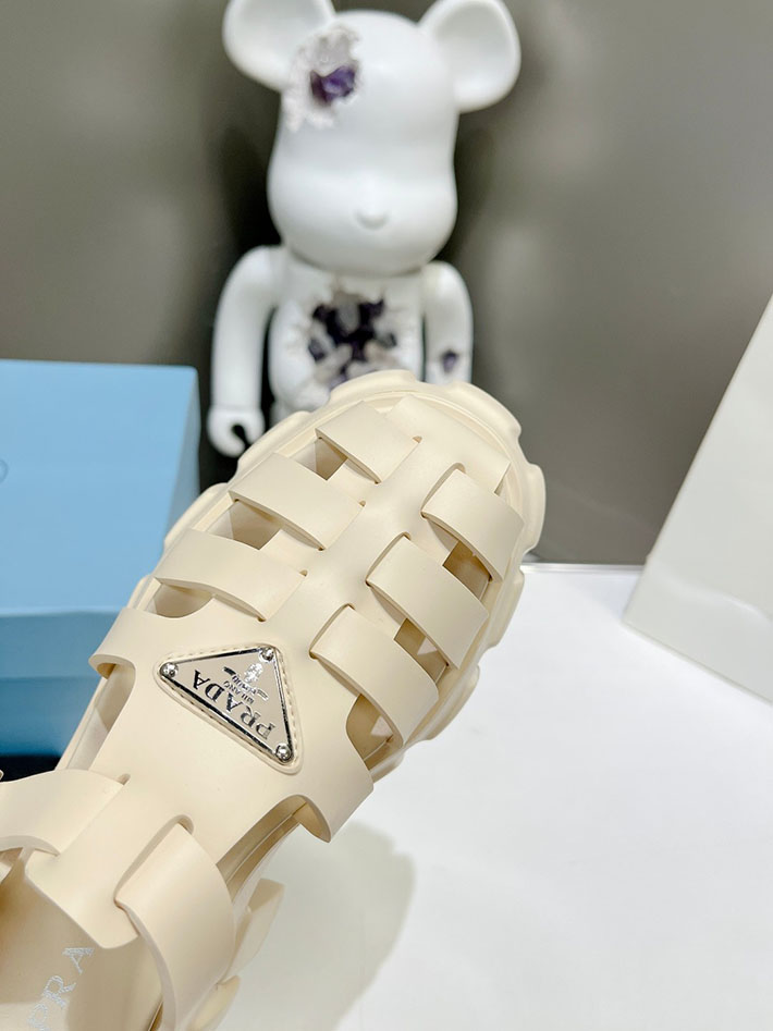 レディース 最高級プラダスーパーコピー PRADA モノリス ラバー サンダル 1X853M EVA ビーチサンダル 2629796 プラダ 靴 レディース - 画像 (8)