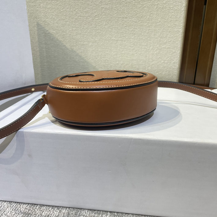 最高級セリーヌスーパーコピー CELINE ショルダーバッグ オーバルパース キュイル トリオンフ ブラウン 10I703DPQ.04LU セリーヌ ショルダーバッグ 人気 - 画像 (7)