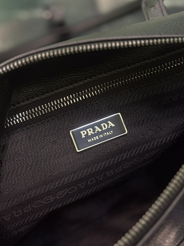 プラダ バッグ レディース PRADA ボニー アンティーク加工レザー ミディアム トートバッグ ブラック 1BG628_2HF2_F0002 レディース プラダ バッグ 人気 - 画像 (2)