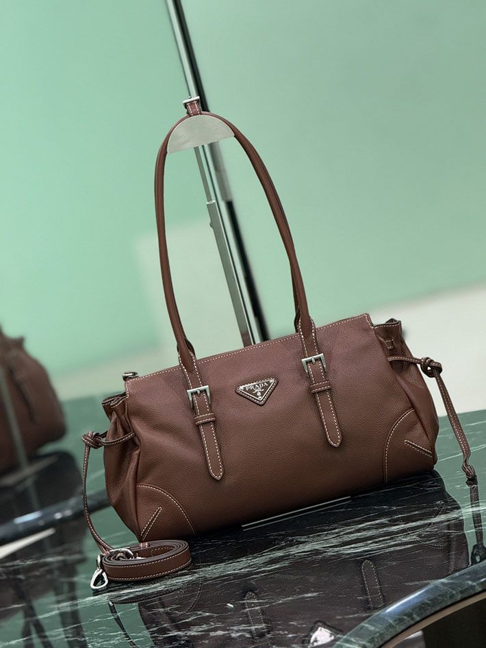 プラダ PRADA ボニー アンティーク加工レザー ミディアム トートバッグ チェストナットブラウン 1BG628_2HF2_F0042 プラダ レザー トートバッグ - 画像 (9)