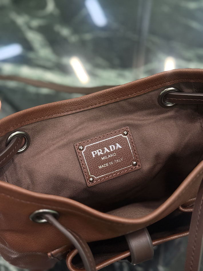 プラダ バッグ レディース PRADA レザー ミニ ショルダーバッグ ココアブラウン 1BH288_2G6F_F0324_V_OOO プラダ バッグ アウトレット - 画像 (2)