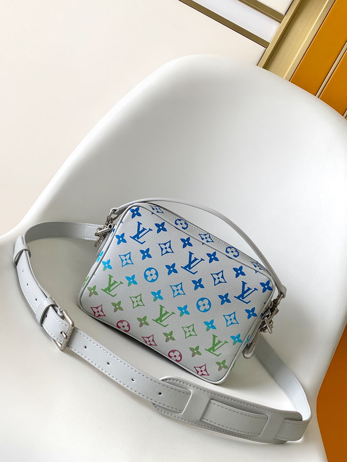 ルイヴィトン バッグ 新作 Louis Vuitton ナイル 2way ショルダー ハンドバッグ 斜め掛け マルチカラー M13897 ルイヴィトン 普段使い バッグ メンズ - 画像 (8)