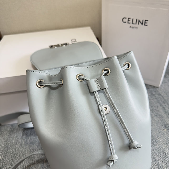 最高級セリーヌスーパーコピー CELINE ボニー バックパック スムースカーフスキン ペールブルー 118703GGT.07PB セリーヌ リュック 新作 - 画像 (4)
