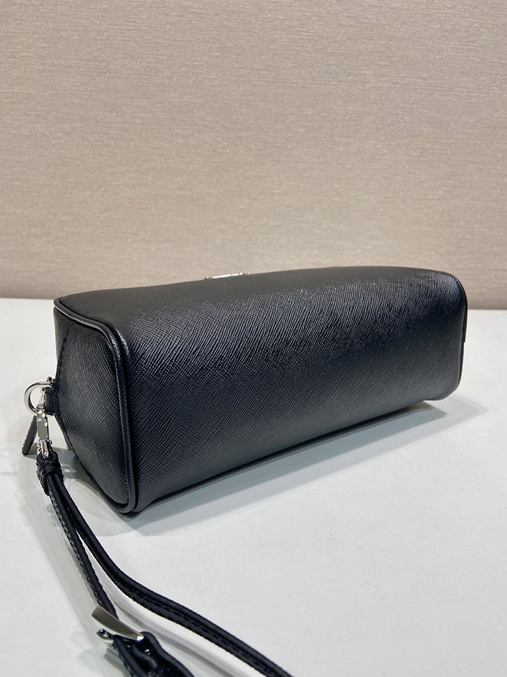 プラダ バッグ レディース PRADA サフィアーノレザー ポーチ ストラップ付き ブラック 2NE065_PN9_F0002 プラダ ポーチ ショルダー - 画像 (5)