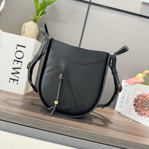 ロエベ バッグ アウトレット