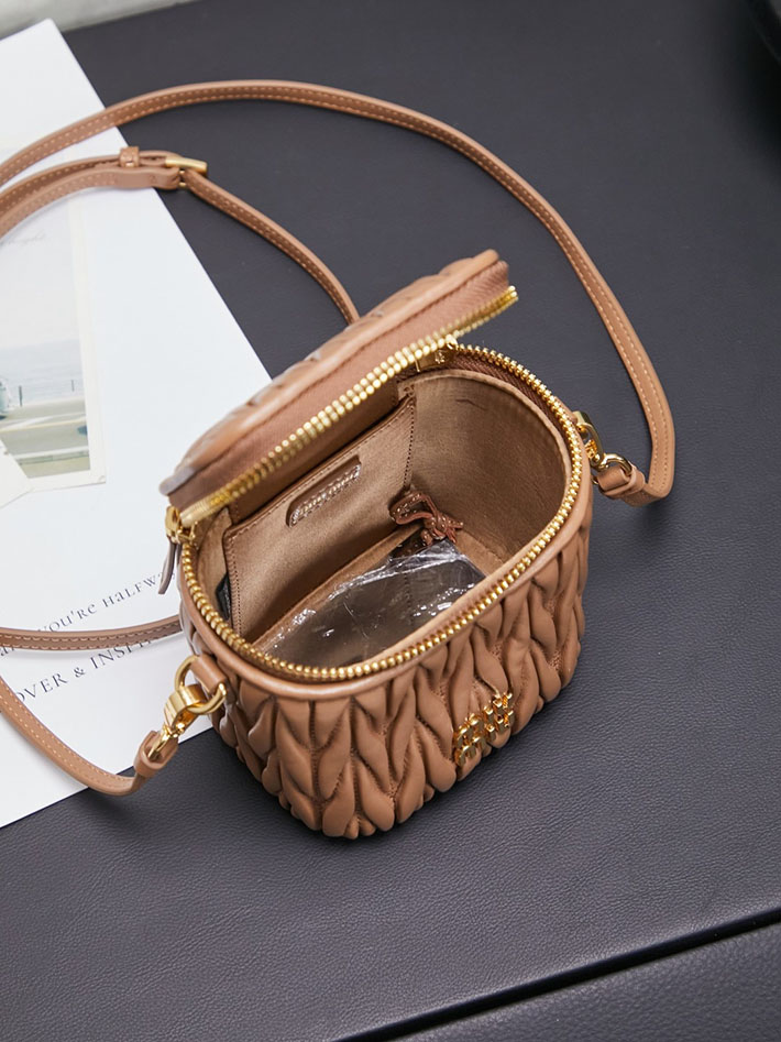 最高級MiuMiuスーパーコピー ミュウミュウ マテラッセ マイクロバッグ ショルダーバッグ ブラウン 5NR018_2FPP_F0316 MIUMIU ショルダーバッグ - 画像 (3)
