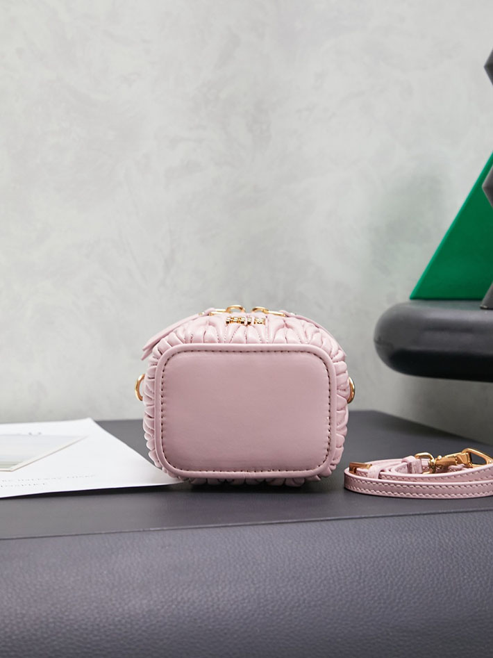 最高級MiuMiuスーパーコピー ミュウミュウ マテラッセ マイクロバッグ ショルダーバッグ ピンク 5NR018_2FPP_F0E18 ミュウ ミュウ バッグ ピンク - 画像 (7)