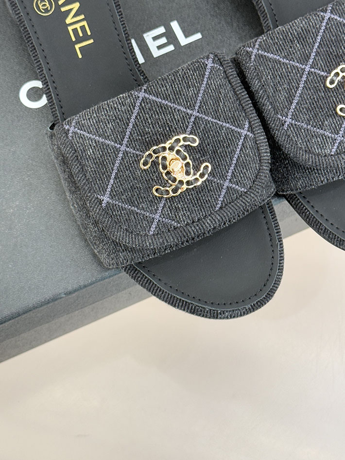 最高級シャネルスーパーコピー CHANEL ココマーク パールサンダル ミュール デニム ブラック 2631002 シャネル サンダル 安い - 画像 (4)