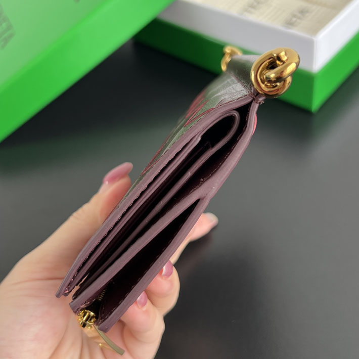 最高級ボッテガコピー Bottega Veneta ソルスティス スモール 二つ折りウォレット バローロ 788055V4R412250 ボッテガ ヴェネタ 財布 二つ折り - 画像 (8)