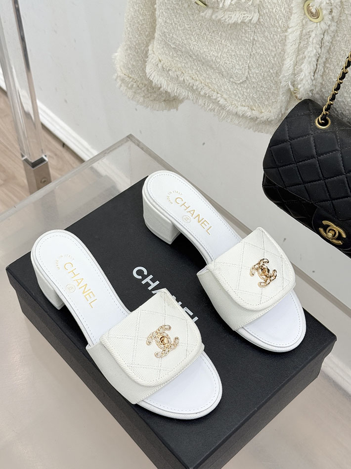 最高級シャネルスーパーコピー CHANEL ココマーク パールサンダル ミュール デニム ホワイト 2631006 シャネル 店舗 大阪 - 画像 (8)