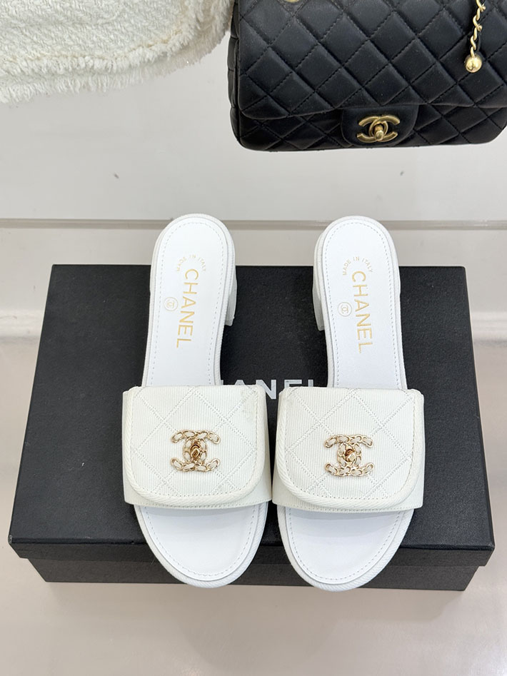 最高級シャネルスーパーコピー CHANEL ココマーク パールサンダル ミュール デニム ホワイト 2631006 シャネル 店舗 大阪 - 画像 (7)