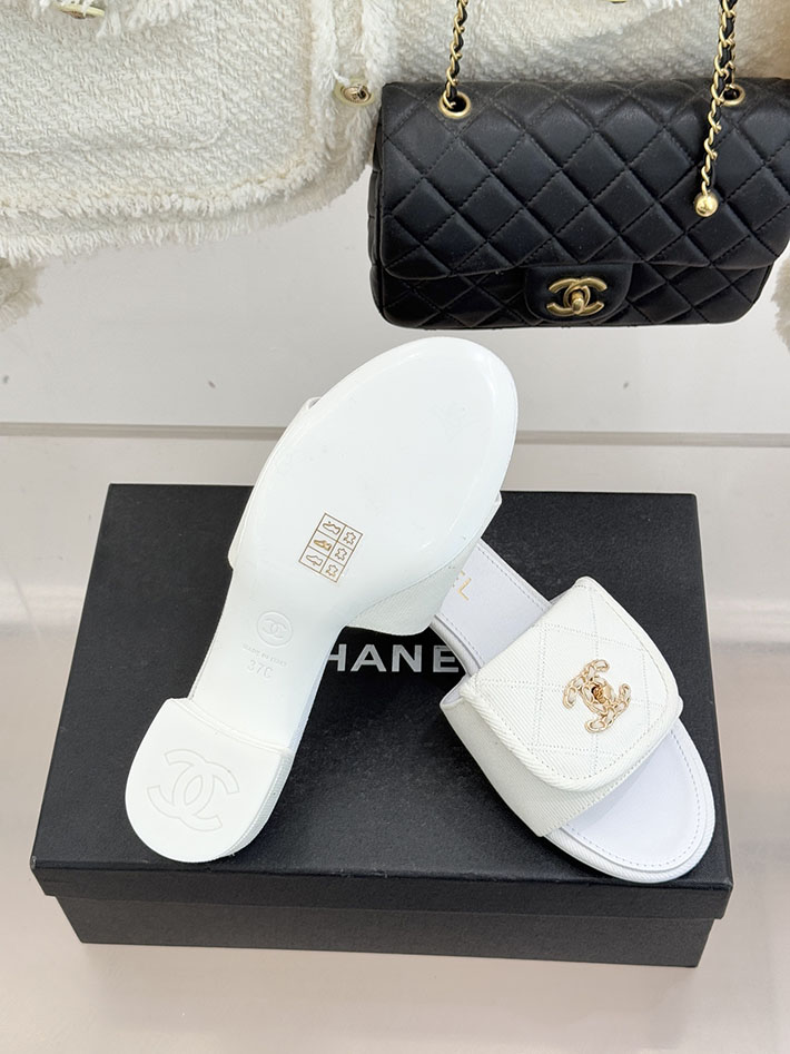 最高級シャネルスーパーコピー CHANEL ココマーク パールサンダル ミュール デニム ホワイト 2631006 シャネル 店舗 大阪 - 画像 (2)