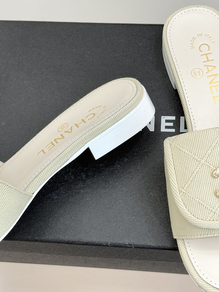 最高級シャネルスーパーコピー CHANEL CCロゴ ミュール コットン ビジュー ターンロック ホワイト 2631010 シャネル サンダル レディース - 画像 (5)