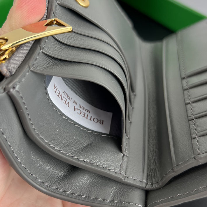 最高級ボッテガコピー Bottega Veneta ソルスティス ミディアム 二つ折りウォレット アゲートグレー 806078V4R411556 レディース ボッテガ 財布 - 画像 (2)