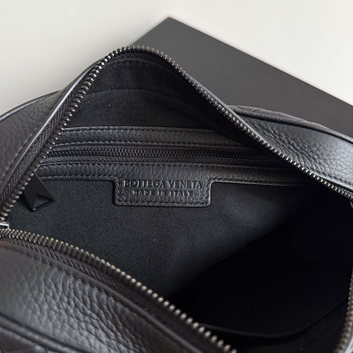最高級ボッテガスーパーコピー Bottega Veneta スモール イントレチャート カメラバッグ ブラック 755923V4G318803 ボッテガ カメラバッグ メンズ - 画像 (4)